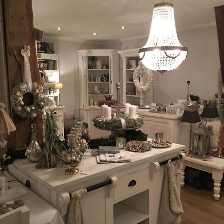 White Cottage Garden Cloppenburg Buitenkant foto