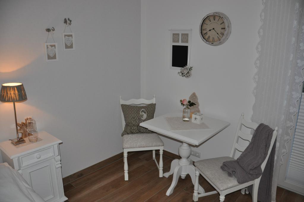 White Cottage Garden Cloppenburg Buitenkant foto
