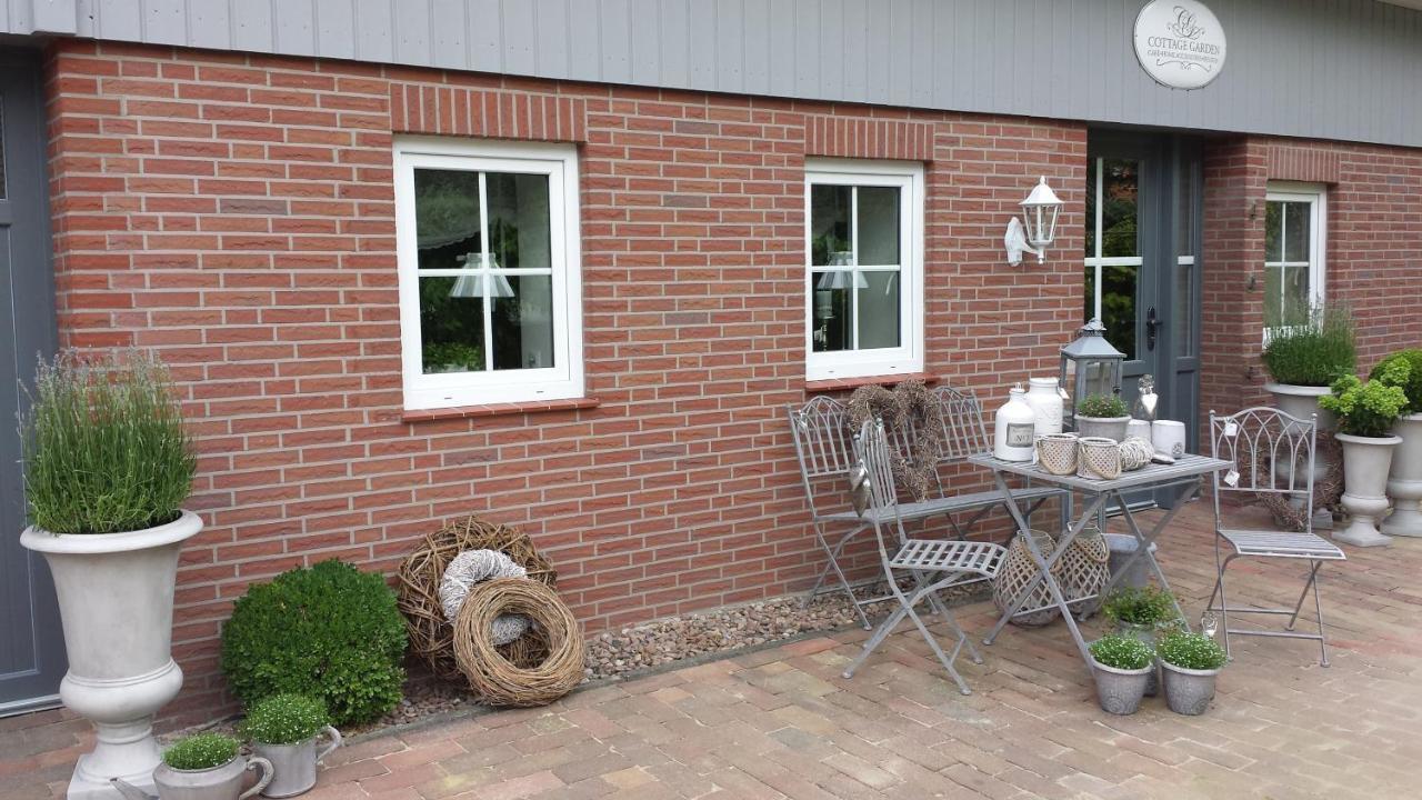 White Cottage Garden Cloppenburg Buitenkant foto
